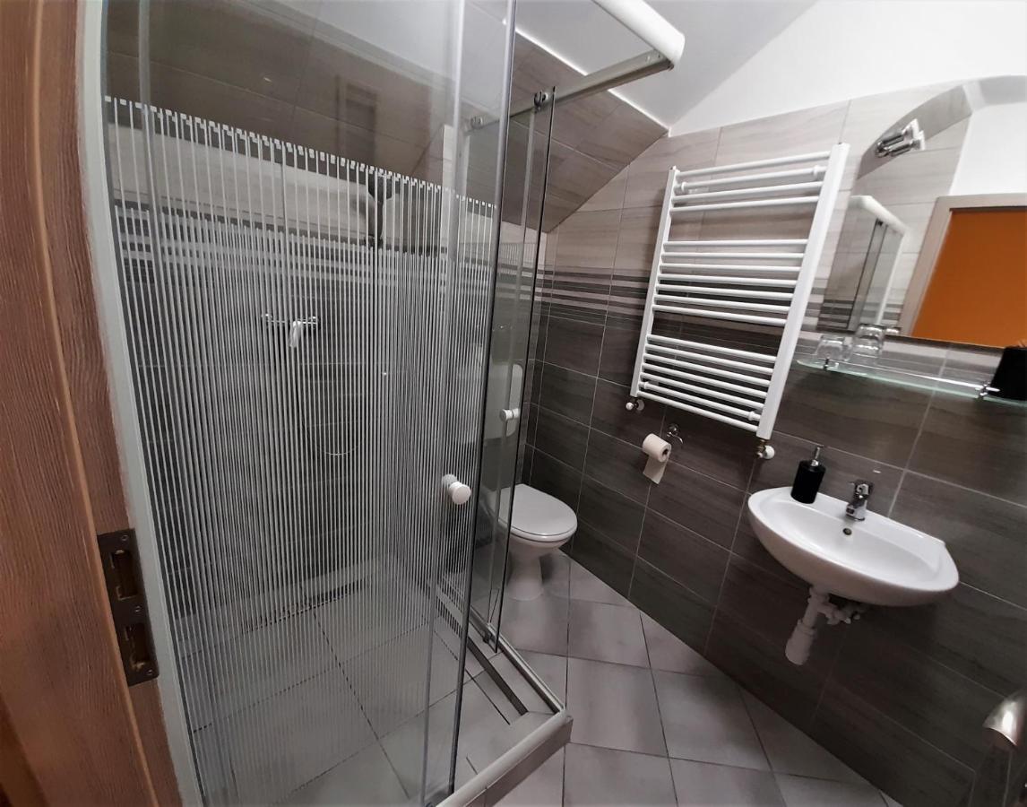 Barsony Vendeglo Es Panzio Bed & Breakfast Szécsény Eksteriør bilde